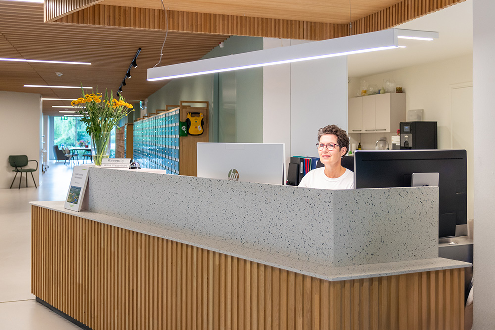 Bemande receptie bij Serviceflat Schouwenhove